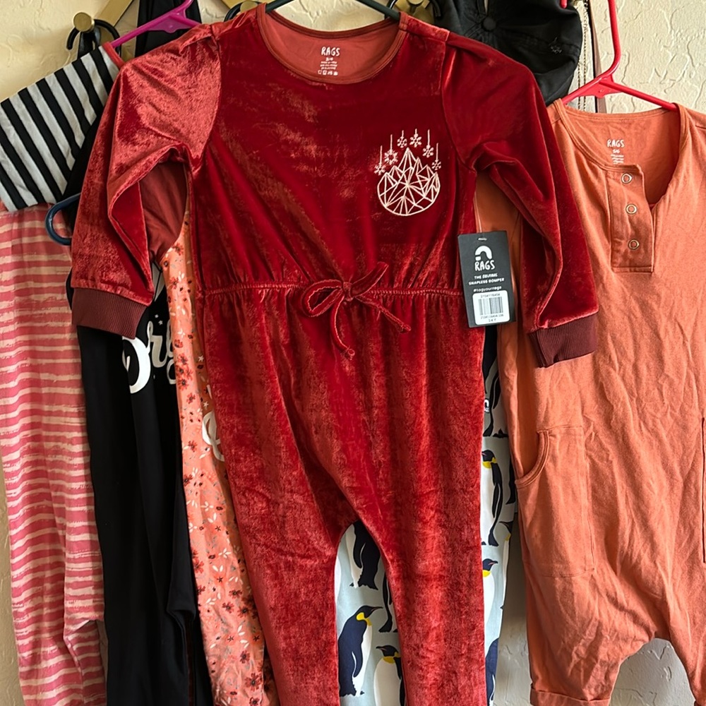 Rags velvet romper